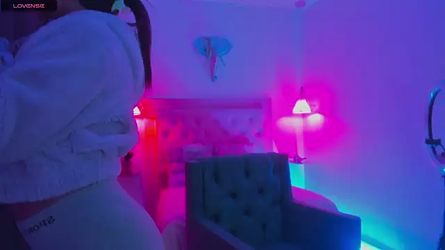 Snapshot of kimmy099 chatting on 8, 2, 2025 kimmy099 online show from 8, 2, 2025