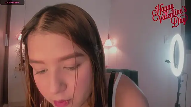 Snapshot of kimmy099 chatting on 14, 2, 2025 kimmy099 online show from 14, 2, 2025