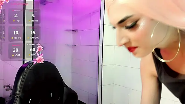 Victoria Kastelo online show from 8, 11, 2025