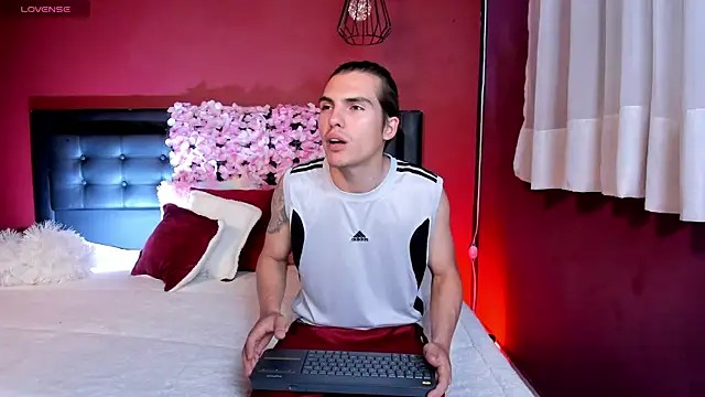  Tattoo Couple online show from 19, 9, 2025