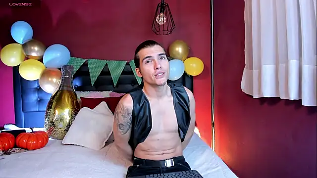  Tattoo Couple online show from 1, 10, 2025