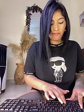 Sweetie Arianna online show from 8, 2, 2025