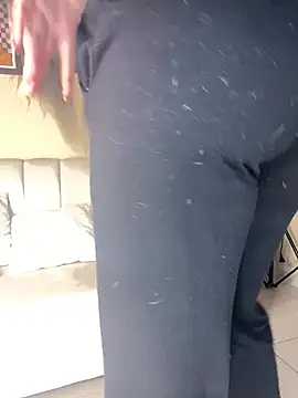 Snapshot of Sweetie_Arianna chatting on 1, 3, 2026 Sweetie Arianna online show from 1, 3, 2026