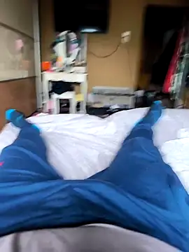 Snapshot of Yolinga205 chatting on 17, 11, 2025 Yolinga205 online show from 17, 11, 2025