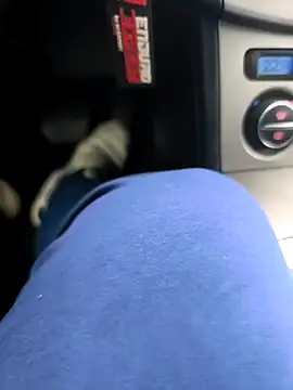 Snapshot of Yolinga205 chatting on 24, 11, 2025 Yolinga205 online show from 24, 11, 2025