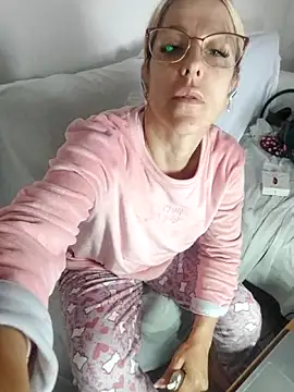 blondyruby online show from 14, 11, 2025