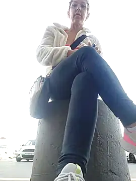 blondyruby online show from 11, 11, 2025