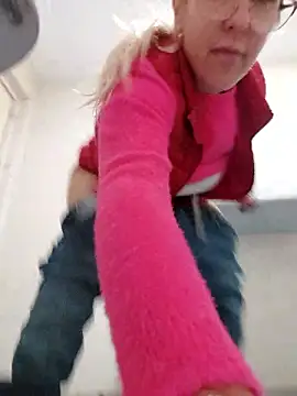 blondyruby online show from 8, 1, 2026