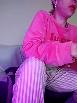 Snapshot of blondyruby chatting on 8, 2, 2026 blondyruby online show from 8, 2, 2026