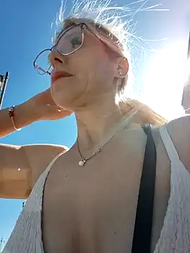 blondyruby online show from 13, 5, 2026