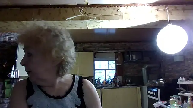  Estelitta 5 online show from 17, 12, 2025