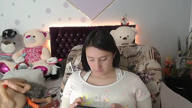 Lorenahot 06 online show from 11, 3, 2025