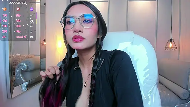 AzuraKindong online show from 15, 10, 2025