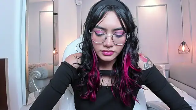 AzuraKindong online show from 22, 3, 2025