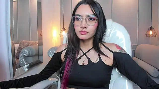 AzuraKindong online show from 12, 11, 2025