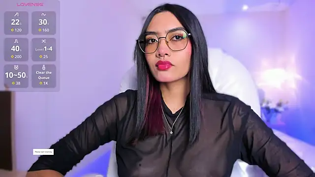 Snapshot of AzuraKindong chatting on 9, 6, 2026 AzuraKindong online show from 9, 6, 2026