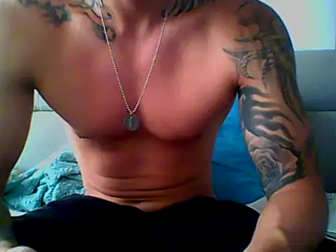 Snapshot of Skater29xx2 chatting on 26, 2, 2025 Skater29xx2 online show from 26, 2, 2025