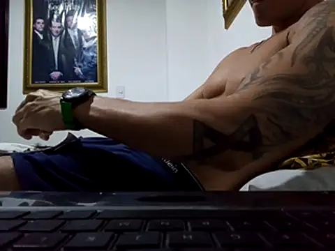 Snapshot of Skater29xx2 chatting on 24, 2, 2026 Skater29xx2 online show from 24, 2, 2026