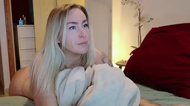 ChristyAdair online show from 25, 2, 2025