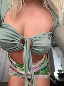 ChristyAdair online show from 13, 3, 2025