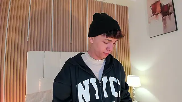 Tomy Rox online show from 24, 3, 2026