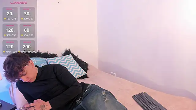 Tomy Rox online show from 9, 11, 2025