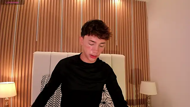 Tomy Rox online show from 8, 2, 2026