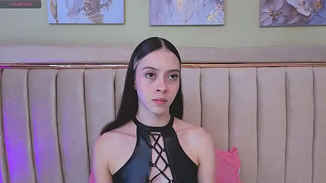 sophiia grey 1 online show from 24, 9, 2025