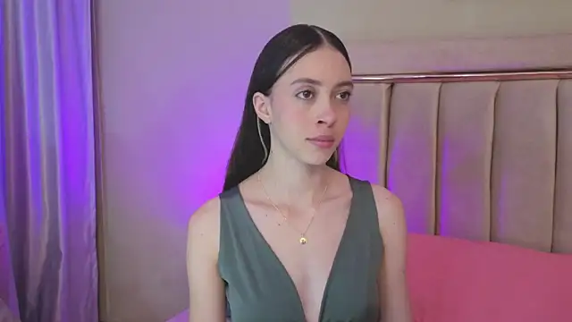 sophiia grey 1 online show from 21, 5, 2026