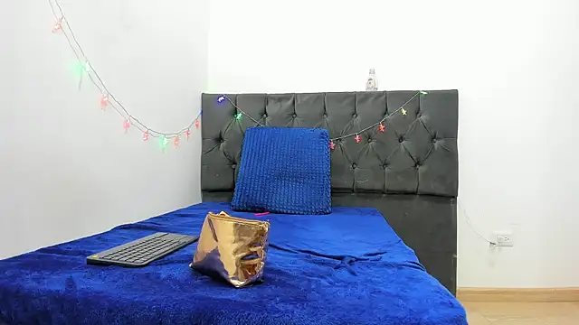 bonnyy26 online show from 23, 12, 2025