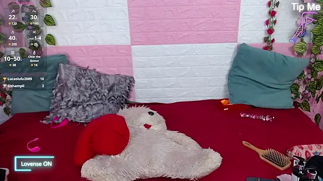 Snapshot of AnyaFloyd69 chatting on 8, 3, 2025 AnyaFloyd69 online show from 8, 3, 2025