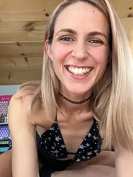 DanaeJustine online show from 11, 11, 2025