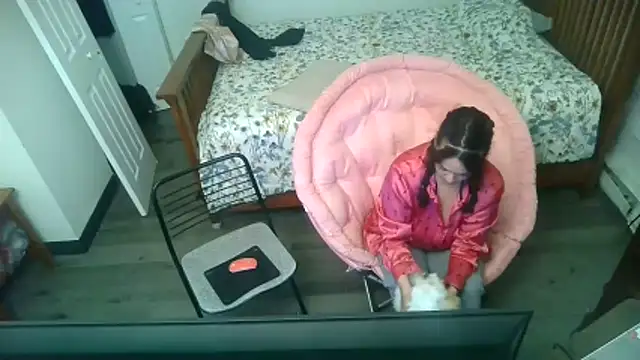 Snapshot of ExoticVibes69 chatting on 14, 4, 2026 ExoticVibes69 online show from 14, 4, 2026