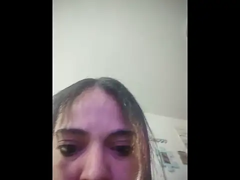 Snapshot of ExoticVibes69 chatting on 5, 4, 2026 ExoticVibes69 online show from 5, 4, 2026