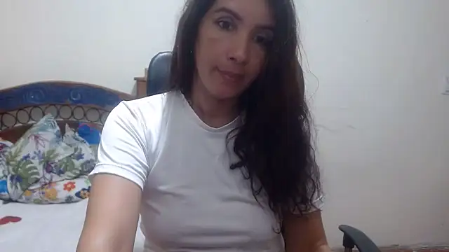 Ainhoa-hot online show from 17, 6, 2026