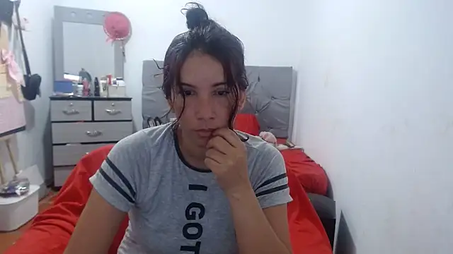 Ainhoa-hot online show from 27, 2, 2025