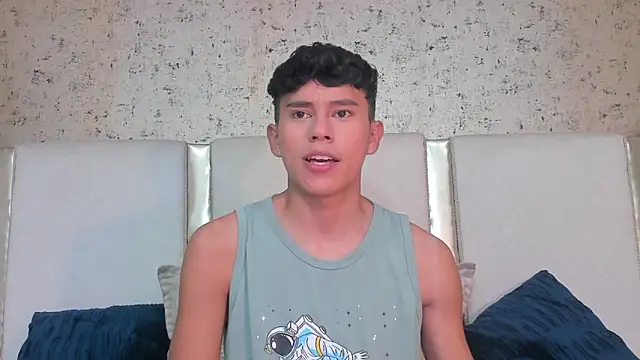 Snapshot of Angel_esteban_fx chatting on 18, 3, 2025 Angel esteban fx online show from 18, 3, 2025