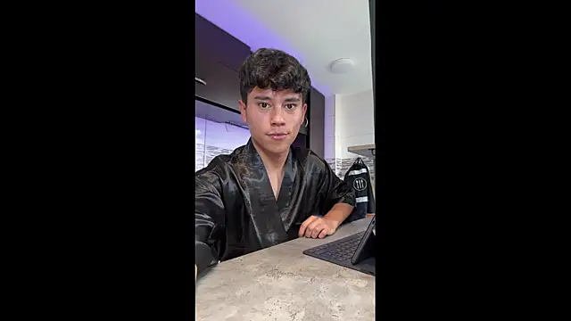 Angel esteban fx online show from 16, 3, 2026