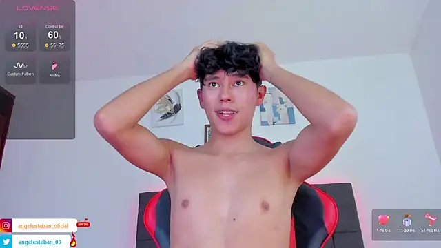 Snapshot of Angel_esteban_fx chatting on 4, 10, 2025 Angel esteban fx online show from 4, 10, 2025