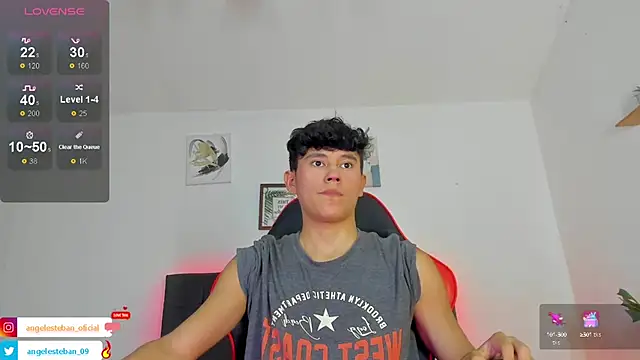Snapshot of Angel_esteban_fx chatting on 3, 10, 2025 Angel esteban fx online show from 3, 10, 2025