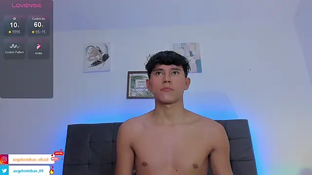 Snapshot of Angel_esteban_fx chatting on 18, 9, 2025 Angel esteban fx online show from 18, 9, 2025