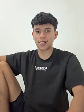 Snapshot of Angel_esteban_fx chatting on 21, 12, 2025 Angel esteban fx online show from 21, 12, 2025