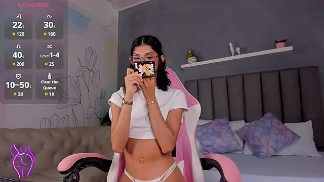 atenea jones online show from 7, 3, 2025