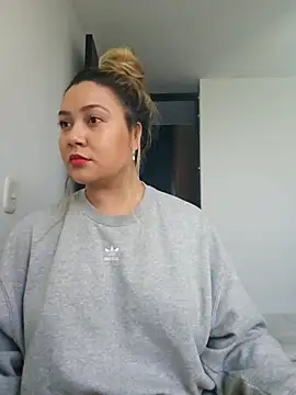 Lufer doll online show from 4, 2, 2026