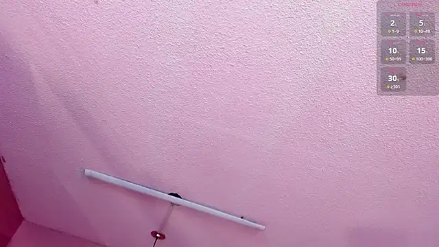 Red lady online show from 13, 11, 2025