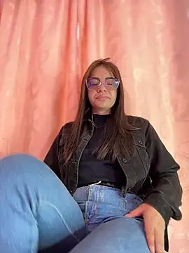 hannacruzsj online show from 30, 10, 2025