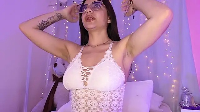 hannacruzsj online show from 11, 9, 2025