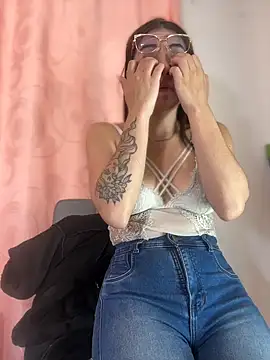 Snapshot of hannacruzsj chatting on 19, 1, 2026 hannacruzsj online show from 19, 1, 2026