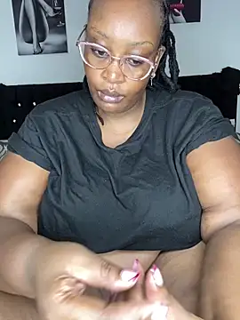 MsWhiteChocolatte online show from 26, 9, 2025