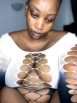 MsWhiteChocolatte online show from 23, 11, 2025